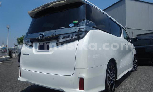 Acheter Occasion Voiture Toyota Vellfire Blanc à Beitbridge, Matabeleland South Acheter Occasion Voiture Toyota Vellfire Blanc à Beitbridge, Matabeleland South