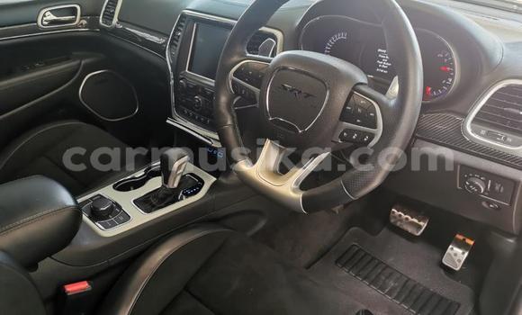 Nunua Ilio tumika Jeep Grand Cherokee SRT8 Bluu Gari ndani ya Beitbridge nchini Matabeleland Kusini Nunua Ilio tumika Jeep Grand Cherokee SRT8 Bluu Gari ndani ya Beitbridge nchini Matabeleland Kusini