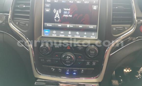 Nunua Ilio tumika Jeep Grand Cherokee SRT8 Bluu Gari ndani ya Beitbridge nchini Matabeleland Kusini Nunua Ilio tumika Jeep Grand Cherokee SRT8 Bluu Gari ndani ya Beitbridge nchini Matabeleland Kusini