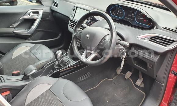 Acheter Occasion Voiture Peugeot 2008 Rouge à Beitbridge, Matabeleland South Acheter Occasion Voiture Peugeot 2008 Rouge à Beitbridge, Matabeleland South