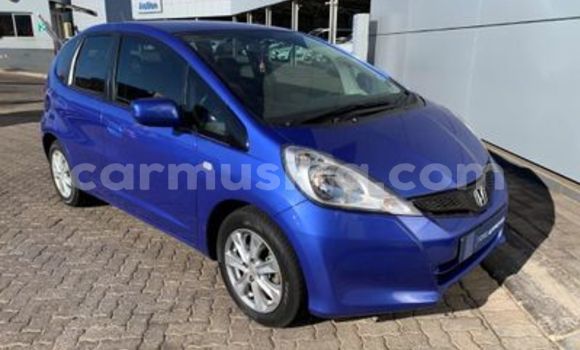 Buy Used Honda Jazz Blue Car in Beitbridge in Matabeleland South