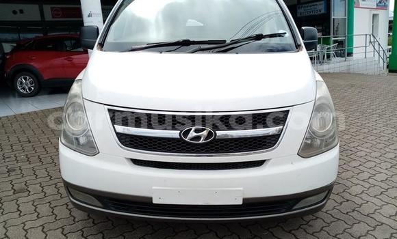 Acheter Occasion Voiture Hyundai H1 Blanc à Harare, Harare Acheter Occasion Voiture Hyundai H1 Blanc à Harare, Harare