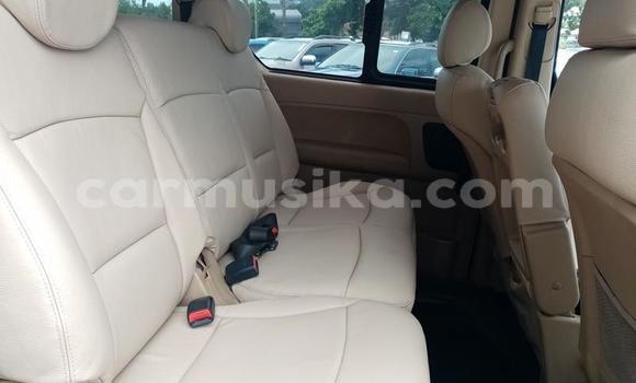 Acheter Occasion Voiture Hyundai H1 Blanc à Harare, Harare Acheter Occasion Voiture Hyundai H1 Blanc à Harare, Harare