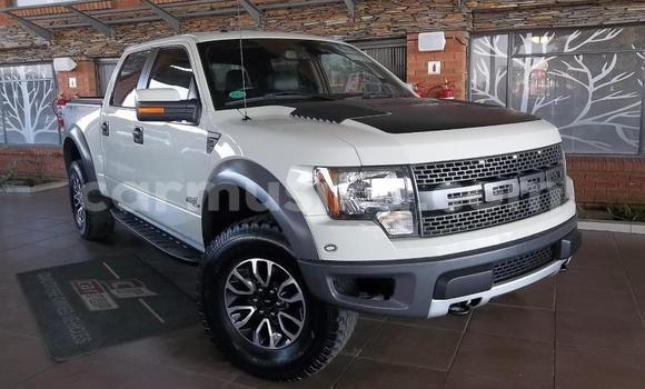 Acheter Occasion Voiture Ford Ranger Blanc à Les chutes Victoria, Matabeleland Nord Acheter Occasion Voiture Ford Ranger Blanc à Les chutes Victoria, Matabeleland Nord