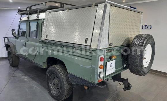 Acheter Occasion Voiture Land Rover Defender Vert à Emerald Hill, Harare Acheter Occasion Voiture Land Rover Defender Vert à Emerald Hill, Harare