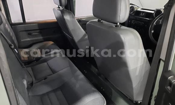 Acheter Occasion Voiture Land Rover Defender Vert à Emerald Hill, Harare Acheter Occasion Voiture Land Rover Defender Vert à Emerald Hill, Harare