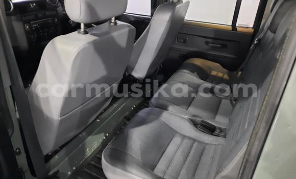 Acheter Occasion Voiture Land Rover Defender Vert à Emerald Hill, Harare Acheter Occasion Voiture Land Rover Defender Vert à Emerald Hill, Harare