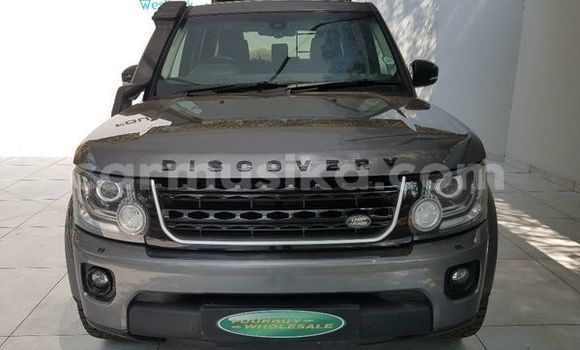 Buy Used Land Rover Discovery Silver Car in Beitbridge in Matabeleland South Buy Used Land Rover Discovery Silver Car in Beitbridge in Matabeleland South