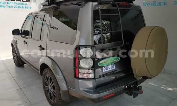 Buy Used Land Rover Discovery Silver Car in Beitbridge in Matabeleland South Buy Used Land Rover Discovery Silver Car in Beitbridge in Matabeleland South