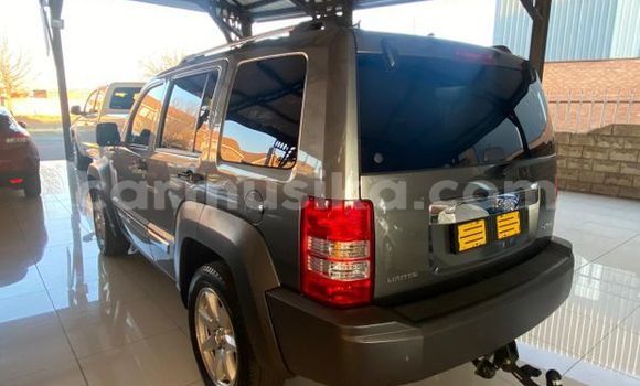 Tenga Tsaru Jeep Cherokee Sirivha Mota in Beitbridge in Matabeleland South Tenga Tsaru Jeep Cherokee Sirivha Mota in Beitbridge in Matabeleland South