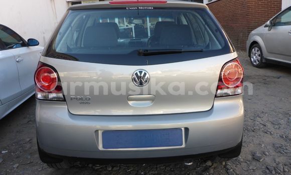 Nunua Ilio tumika Volkswagen Polo Fedha Gari ndani ya Beitbridge nchini Matabeleland Kusini Nunua Ilio tumika Volkswagen Polo Fedha Gari ndani ya Beitbridge nchini Matabeleland Kusini