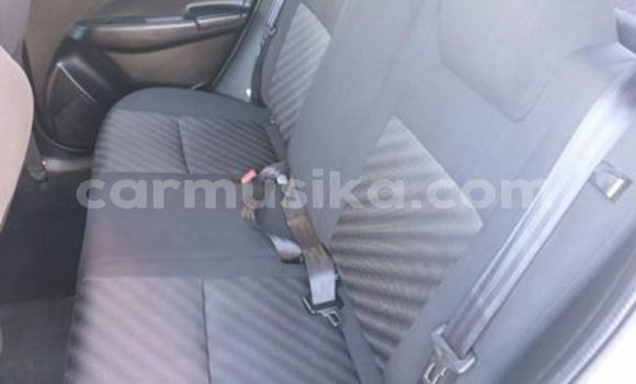 Buy Used Suzuki Swift White Car in Beitbridge in Matabeleland South Buy Used Suzuki Swift White Car in Beitbridge in Matabeleland South