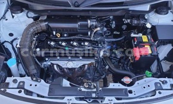 Buy Used Suzuki Swift White Car in Beitbridge in Matabeleland South Buy Used Suzuki Swift White Car in Beitbridge in Matabeleland South