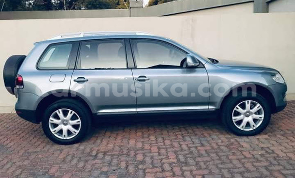 Buy Used Volkswagen Touareg Other Car in Beitbridge in Matabeleland South