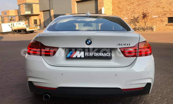 Acheter Occasion Voiture BMW 4er Blanc à Beitbridge, Matabeleland South Acheter Occasion Voiture BMW 4er Blanc à Beitbridge, Matabeleland South