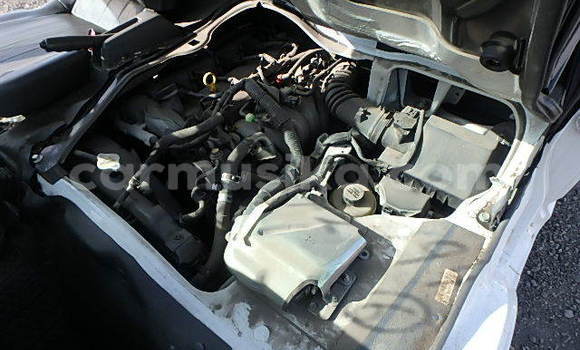 Buy Used Mazda Bongo White Car in Beitbridge in Matabeleland South Buy Used Mazda Bongo White Car in Beitbridge in Matabeleland South