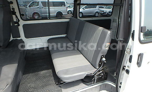 Buy Used Mazda Bongo White Car in Beitbridge in Matabeleland South Buy Used Mazda Bongo White Car in Beitbridge in Matabeleland South