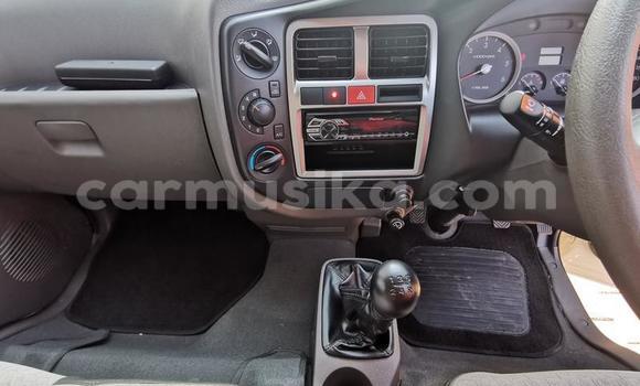 Acheter Occasion Utilitaire Hyundai H200 Blanc à Masvingo, Masvingo Acheter Occasion Utilitaire Hyundai H200 Blanc à Masvingo, Masvingo