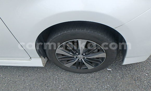 Acheter Occasion Voiture Toyota Wish Blanc à Beitbridge, Matabeleland South Acheter Occasion Voiture Toyota Wish Blanc à Beitbridge, Matabeleland South