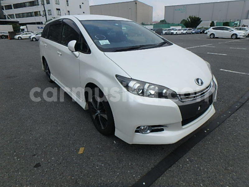 Big with watermark toyota wish matabeleland south beitbridge 18004