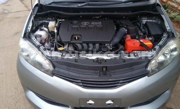 Acheter Import Voiture Toyota Wish Autre à Beitbridge, Matabeleland South Acheter Import Voiture Toyota Wish Autre à Beitbridge, Matabeleland South
