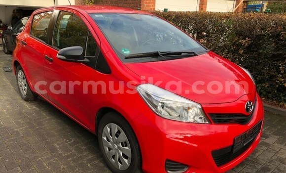 Buy Used Toyota Vitz Red Car in Beitbridge in Matabeleland South