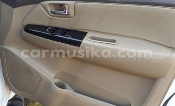 Buy Used Toyota Fortuner White Car in Beitbridge in Matabeleland South Buy Used Toyota Fortuner White Car in Beitbridge in Matabeleland South