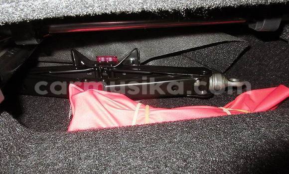 Acheter Occasion Voiture Toyota Ractis Rouge à Beitbridge, Matabeleland South Acheter Occasion Voiture Toyota Ractis Rouge à Beitbridge, Matabeleland South