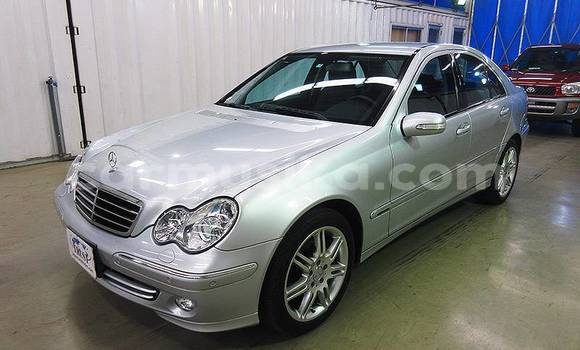 Tenga Tsaru Mercedes‒Benz C–Class Sirivha Mota in Beitbridge in Matabeleland South Tenga Tsaru Mercedes‒Benz C–Class Sirivha Mota in Beitbridge in Matabeleland South