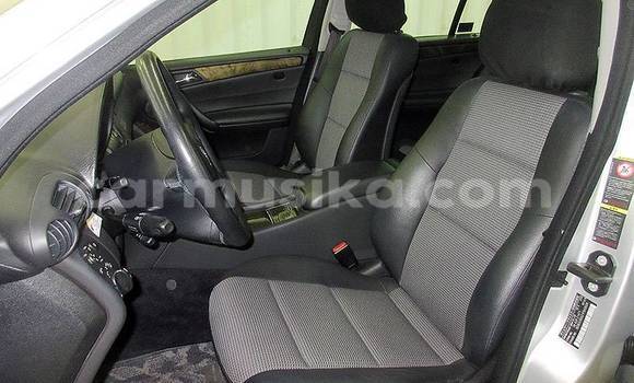 Tenga Tsaru Mercedes‒Benz C–Class Sirivha Mota in Beitbridge in Matabeleland South Tenga Tsaru Mercedes‒Benz C–Class Sirivha Mota in Beitbridge in Matabeleland South