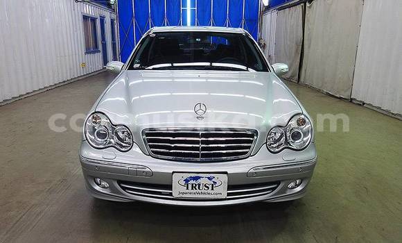 Tenga Tsaru Mercedes‒Benz C–Class Sirivha Mota in Beitbridge in Matabeleland South Tenga Tsaru Mercedes‒Benz C–Class Sirivha Mota in Beitbridge in Matabeleland South