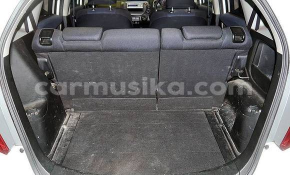 Acheter Occasion Voiture Honda Fit Blanc à Beitbridge, Matabeleland South Acheter Occasion Voiture Honda Fit Blanc à Beitbridge, Matabeleland South