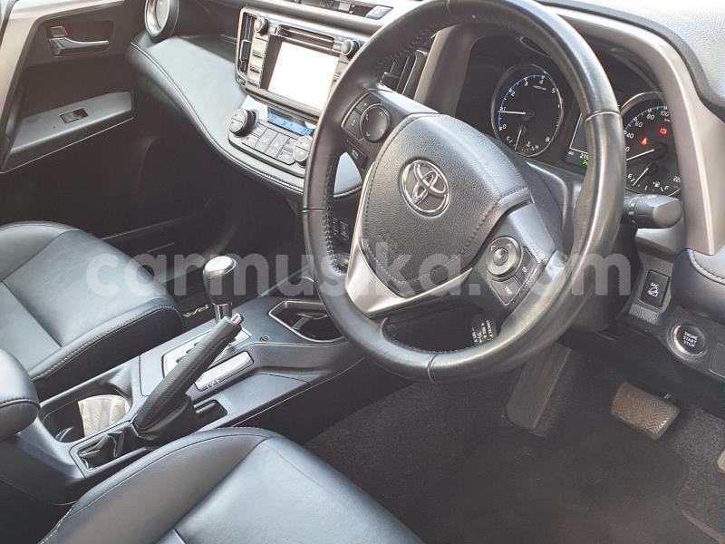 Big with watermark toyota rav4 harare harare 18020