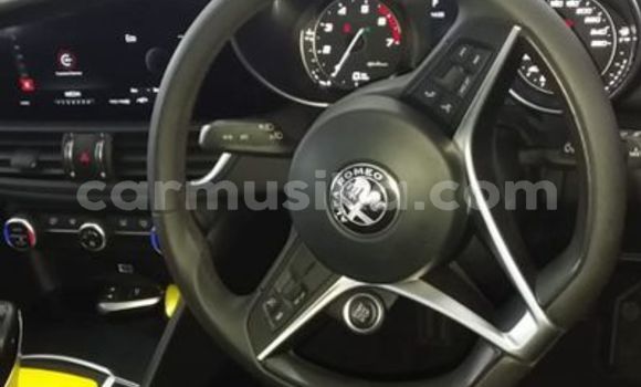 Nunua Ilio tumika Alfa Romeo Giulia Nyeupe Gari ndani ya Beitbridge nchini Matabeleland Kusini
