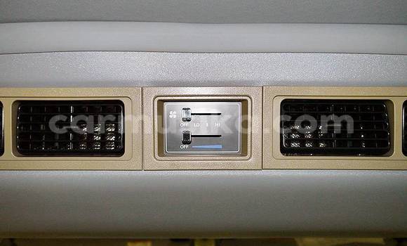 Acheter Occasion Voiture Toyota Hiace Bleu à Beitbridge, Matabeleland South Acheter Occasion Voiture Toyota Hiace Bleu à Beitbridge, Matabeleland South