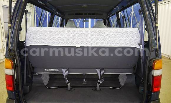 Acheter Occasion Voiture Toyota Hiace Bleu à Beitbridge, Matabeleland South Acheter Occasion Voiture Toyota Hiace Bleu à Beitbridge, Matabeleland South