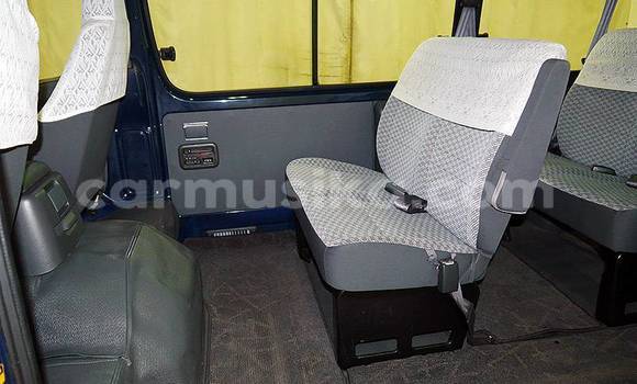 Acheter Occasion Voiture Toyota Hiace Bleu à Beitbridge, Matabeleland South Acheter Occasion Voiture Toyota Hiace Bleu à Beitbridge, Matabeleland South