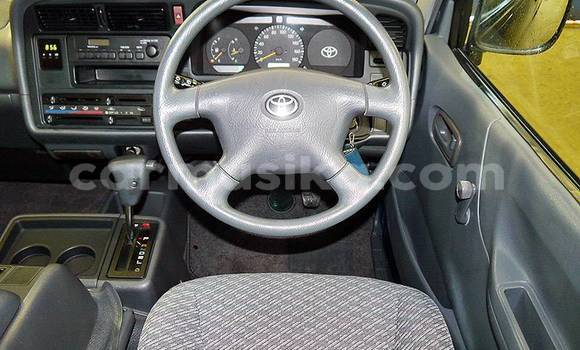 Acheter Occasion Voiture Toyota Hiace Bleu à Beitbridge, Matabeleland South Acheter Occasion Voiture Toyota Hiace Bleu à Beitbridge, Matabeleland South