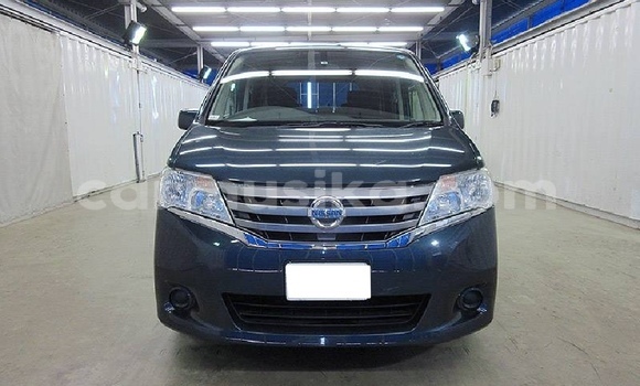 Acheter Occasion Voiture Nissan Serena Bleu à Beitbridge, Matabeleland South Acheter Occasion Voiture Nissan Serena Bleu à Beitbridge, Matabeleland South