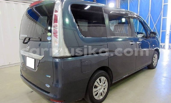 Acheter Occasion Voiture Nissan Serena Bleu à Beitbridge, Matabeleland South Acheter Occasion Voiture Nissan Serena Bleu à Beitbridge, Matabeleland South