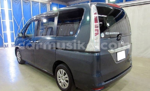 Acheter Occasion Voiture Nissan Serena Bleu à Beitbridge, Matabeleland South Acheter Occasion Voiture Nissan Serena Bleu à Beitbridge, Matabeleland South