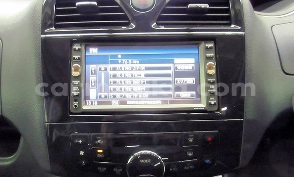 Acheter Occasion Voiture Nissan Serena Bleu à Beitbridge, Matabeleland South Acheter Occasion Voiture Nissan Serena Bleu à Beitbridge, Matabeleland South