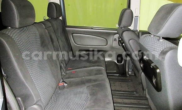 Acheter Occasion Voiture Nissan Serena Bleu à Beitbridge, Matabeleland South Acheter Occasion Voiture Nissan Serena Bleu à Beitbridge, Matabeleland South