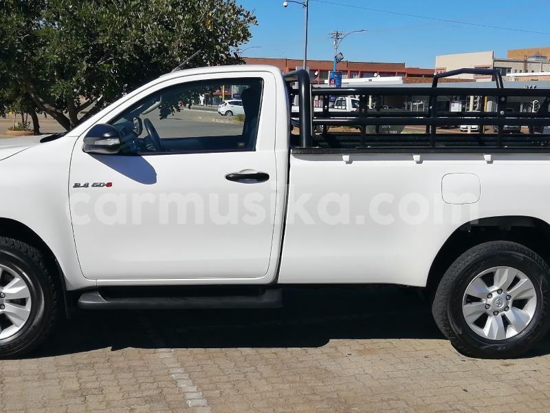 Big with watermark toyota hilux matabeleland south beitbridge 18046