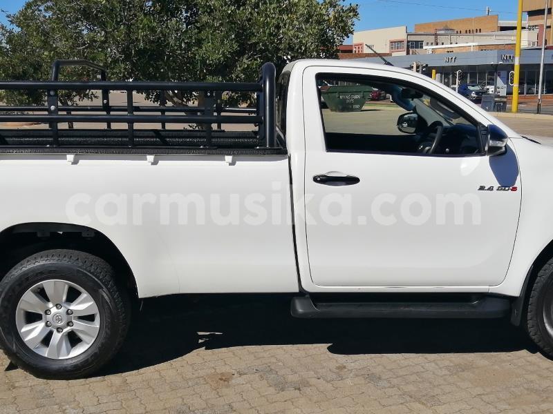 Big with watermark toyota hilux matabeleland south beitbridge 18046