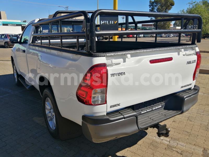 Big with watermark toyota hilux matabeleland south beitbridge 18046