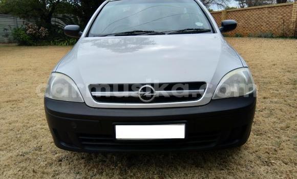 Tenga Tsaru Opel Corsa Sirivha Mota in Beitbridge in Matabeleland South