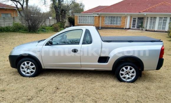 Acheter Occasion Voiture Opel Corsa Gris à Beitbridge, Matabeleland South Acheter Occasion Voiture Opel Corsa Gris à Beitbridge, Matabeleland South