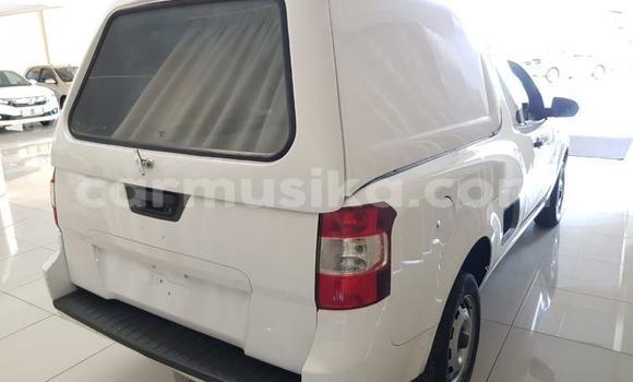 Acheter Occasion Voiture Chevrolet Alero Blanc à Beitbridge, Matabeleland South Acheter Occasion Voiture Chevrolet Alero Blanc à Beitbridge, Matabeleland South