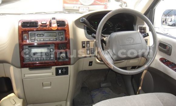 Tenga Tsaru Toyota Granvia Chena Mota in Beitbridge in Matabeleland South Tenga Tsaru Toyota Granvia Chena Mota in Beitbridge in Matabeleland South